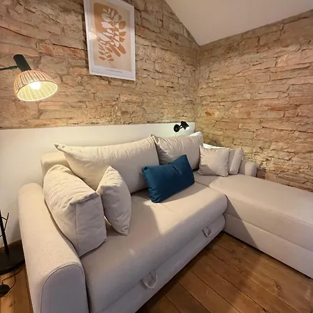 Angela- Romantic Stone Retreat Σπίτι διακοπών *